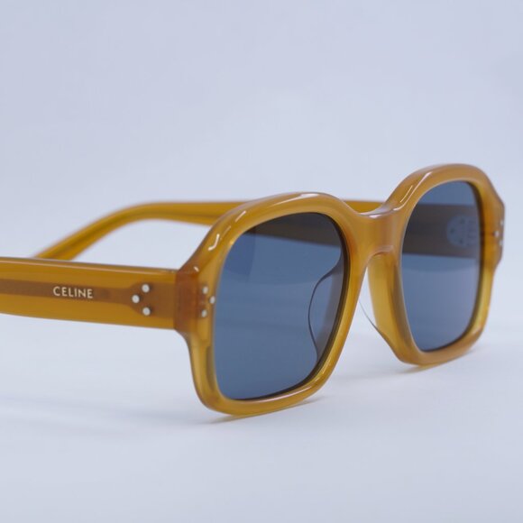🕶️ New Celine CL40266U 47V Sunglasses - Milky Honey Frame, Blue Lenses - Picture 4 of 10